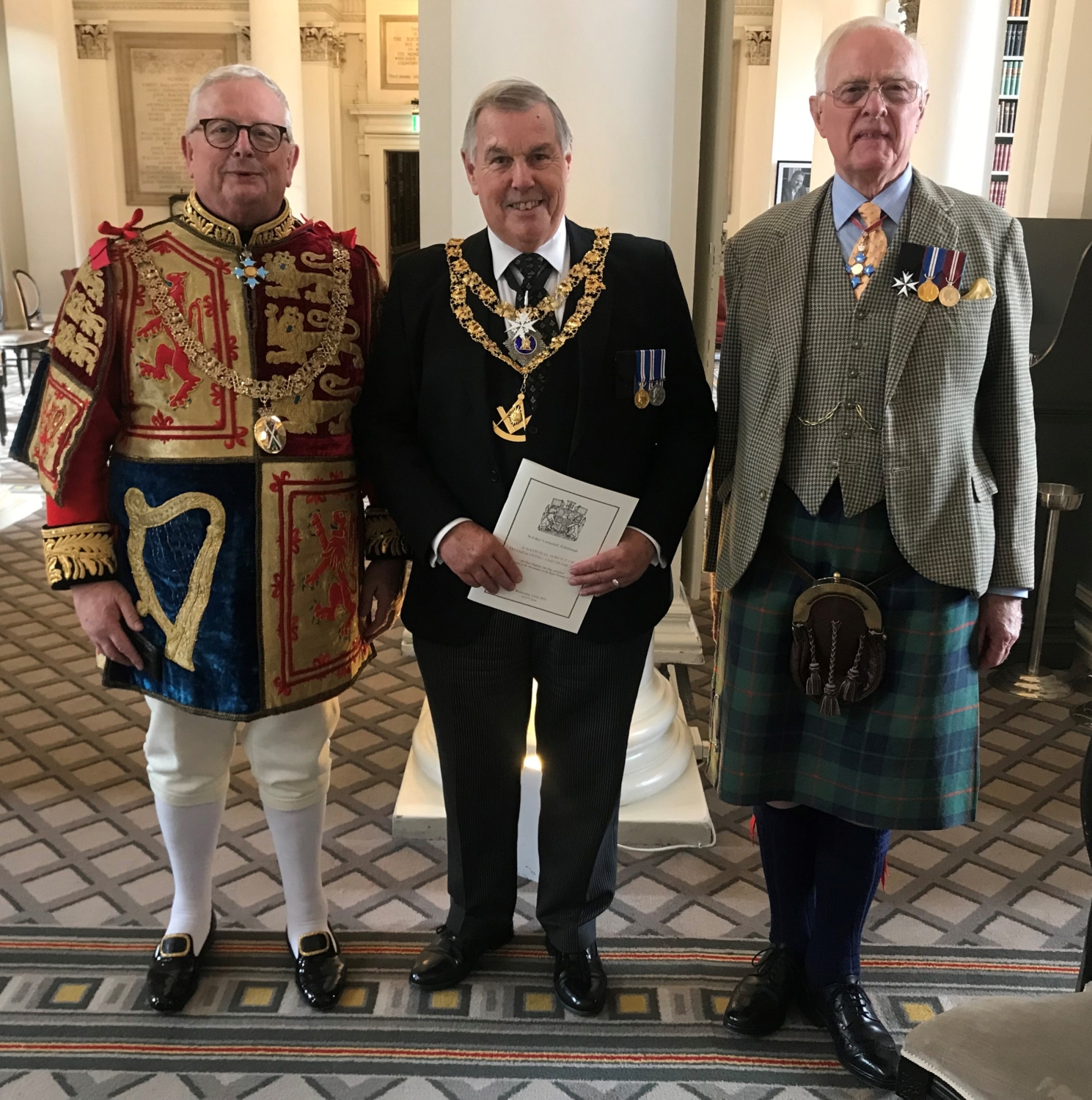 The GMM flanked by Past GM Dr Joseph Morrow (left) and Past GM Marcus Humphrey of Dinnet